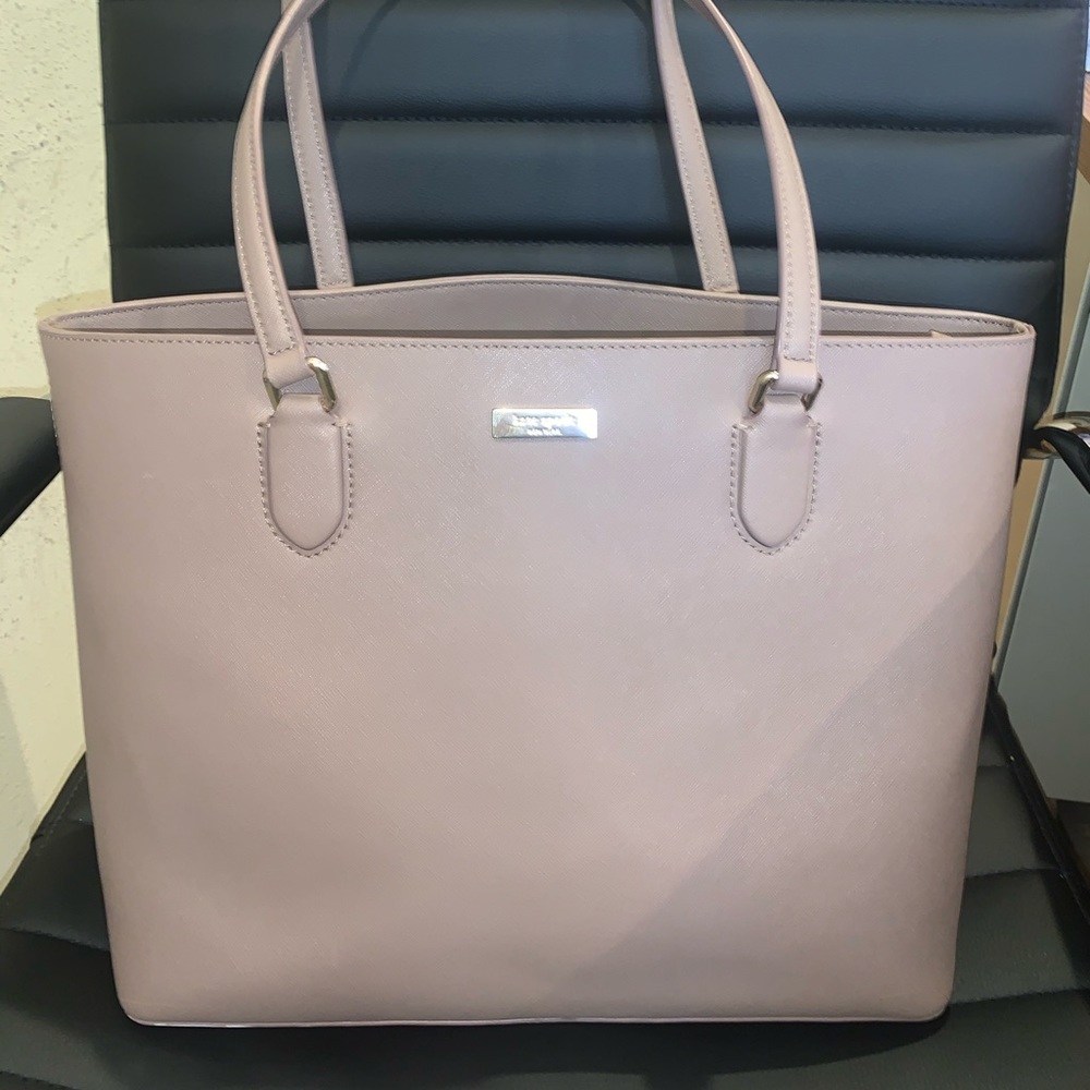 Kate Spade Tote - Picture 2 of 9